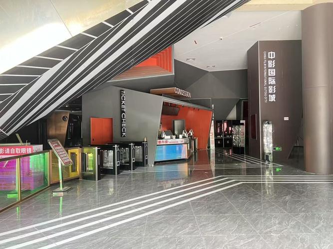 久久久精品精品久久久的相关介绍