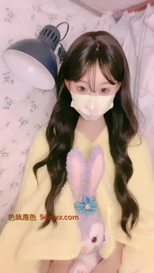 国内少妇人妻丰满av的相关介绍