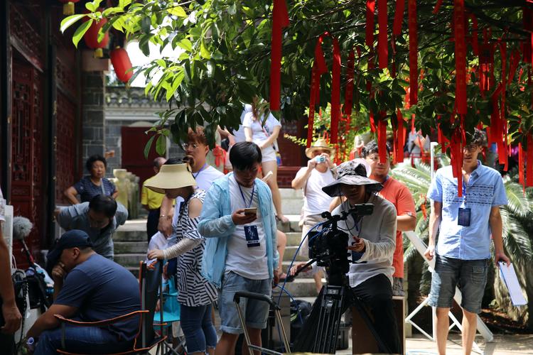 少妇老师要我操的相关介绍