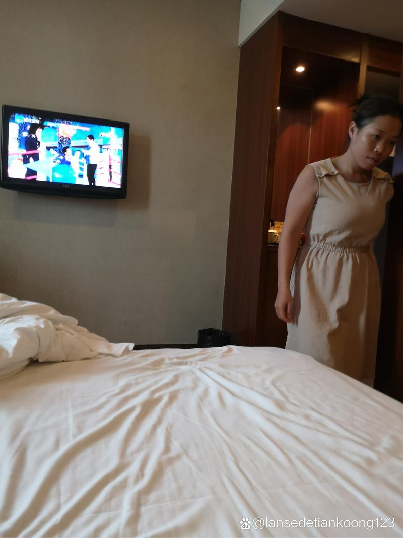 97人妻少妇熟女av天堂影院的相关介绍