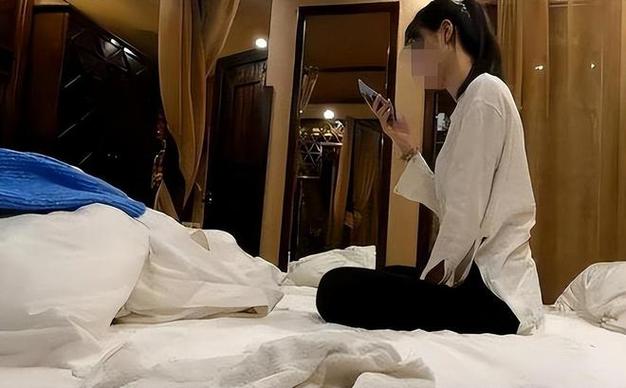 性感人妻饥渴的相关介绍