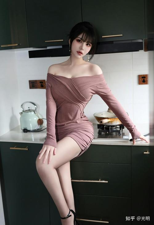 亚洲少妇20p的相关介绍