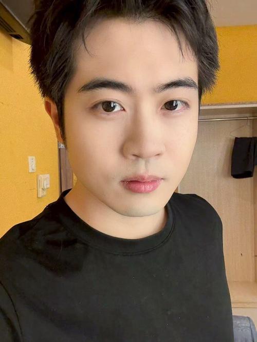 久久久久久精品精品免费的相关介绍
