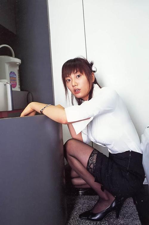 男生狂插美女的相关介绍