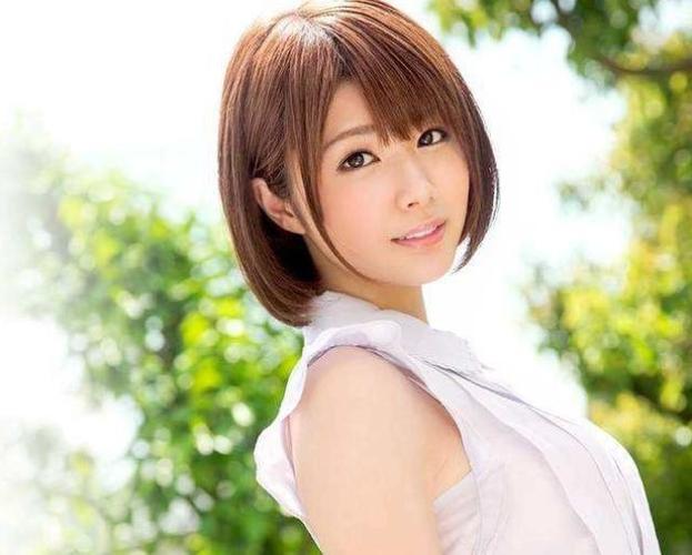 美女老师互操的相关介绍