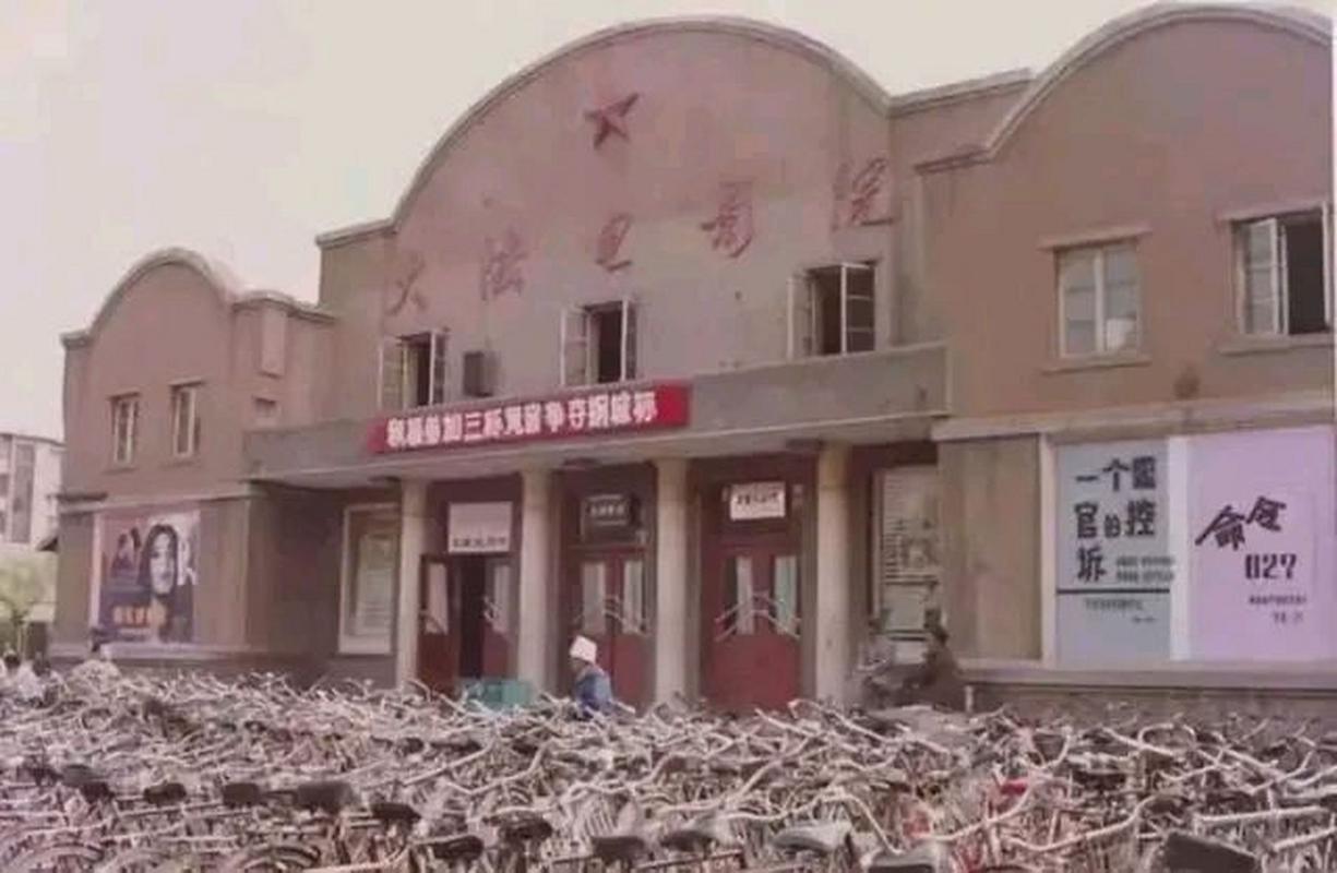 爱啪啪人妻网的相关介绍