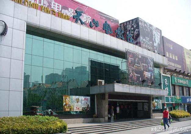亚洲av少妇高潮喷水在线的相关介绍
