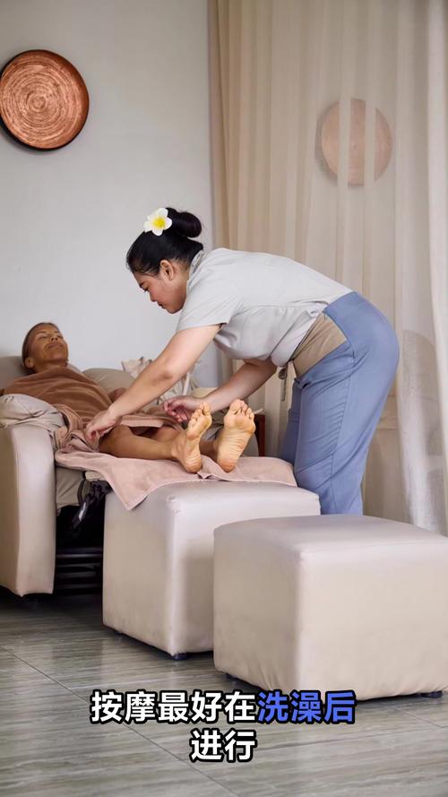 亚洲少妇三区的相关介绍