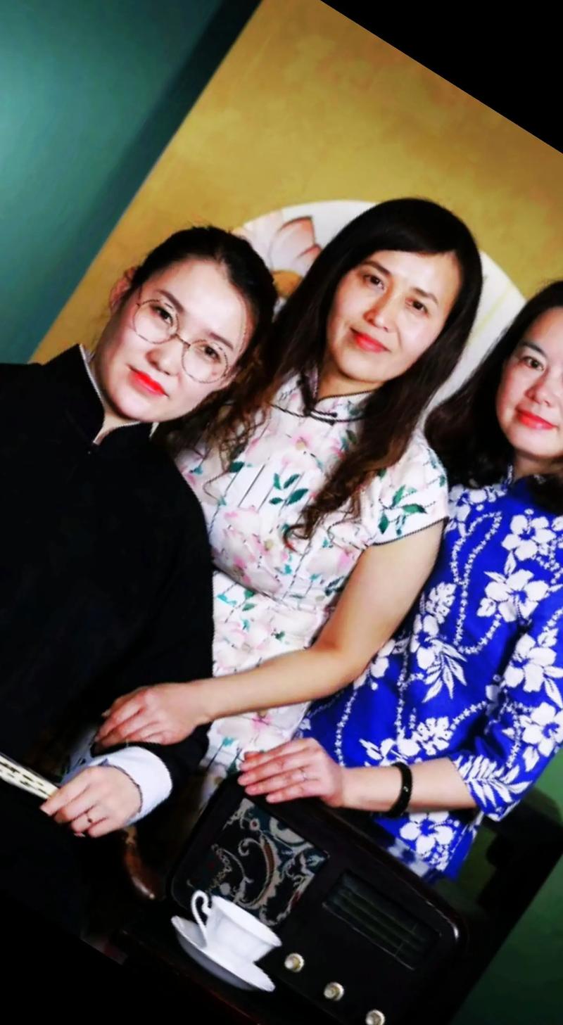 人妻逼逼网的相关介绍
