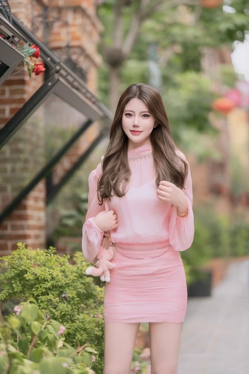 女秘书系列的相关介绍