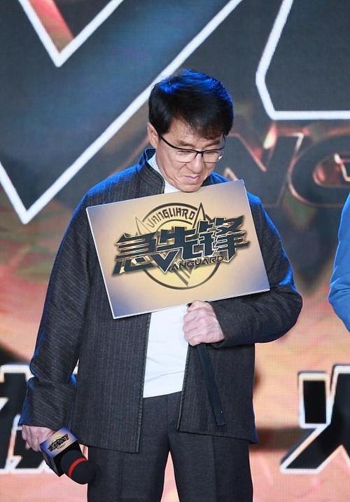 风骚少妇av色的相关介绍