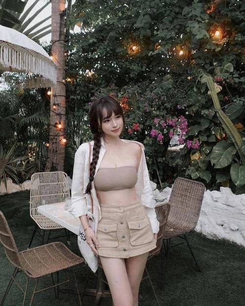 成熟女人看毛片www的相关介绍