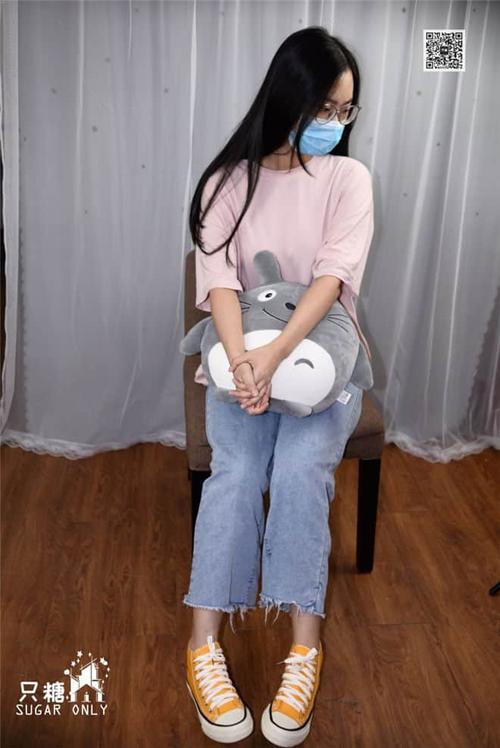 漂亮的女人免费看的相关介绍