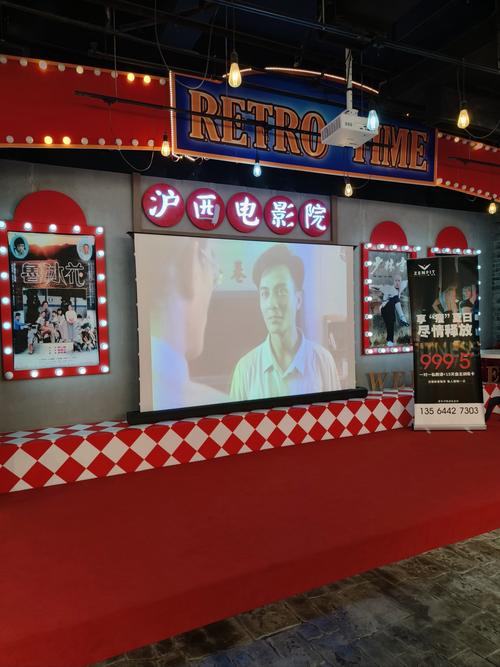 亚洲少妇寂寞3p的相关介绍