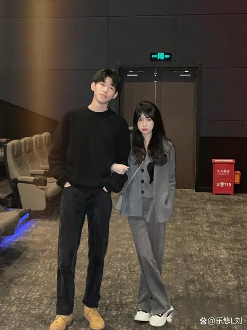性亚洲xxxxx极品少妇的相关介绍